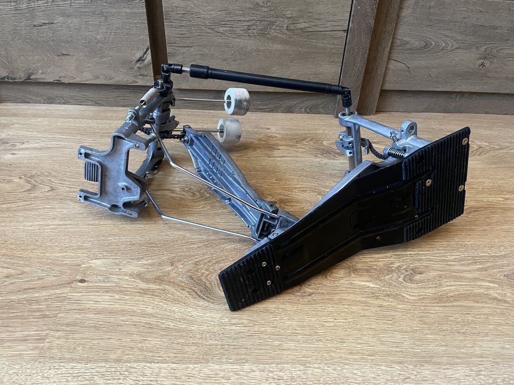 Podwójna stopa Yamaha 700 / 800 twin perkusja pedał bębny