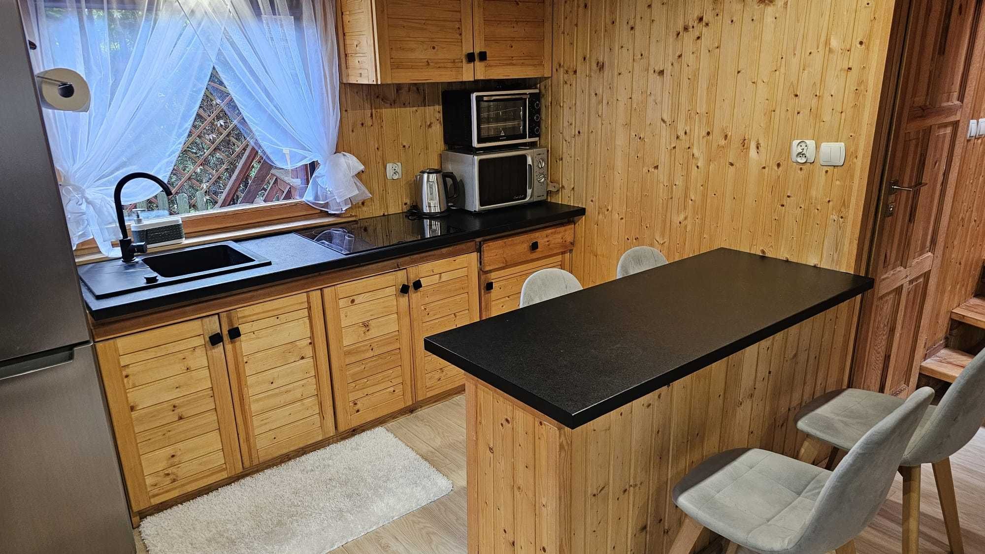 DOMEK  z jacuzzi w Przyjezierzu-terminy wrzesien/pazdziernik