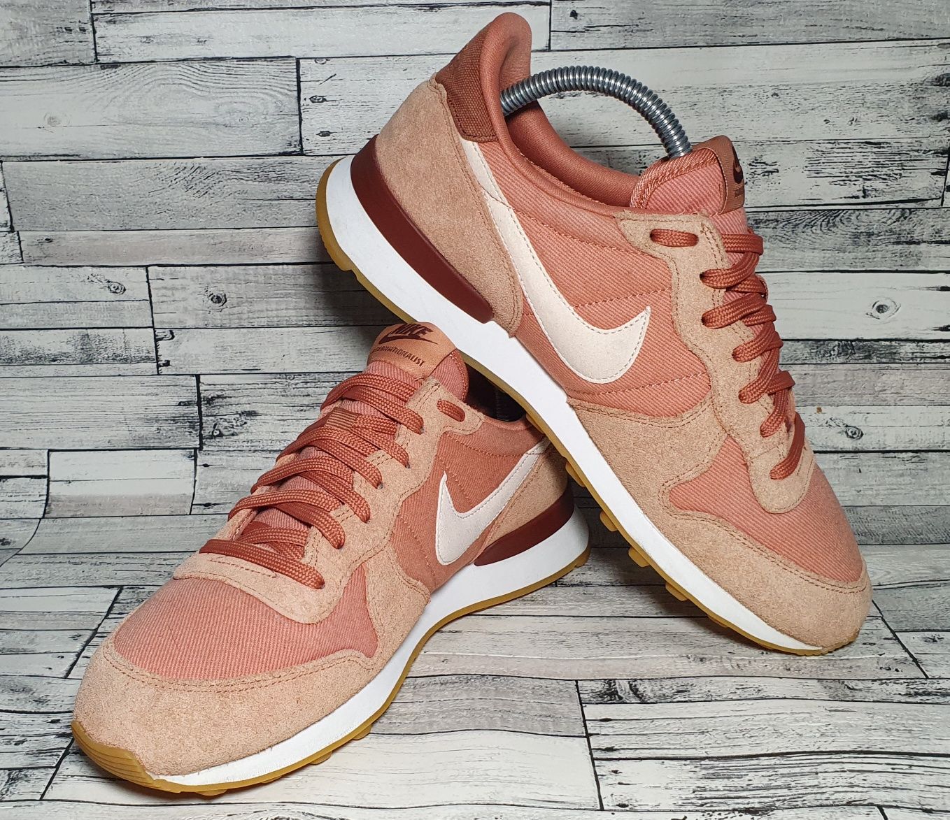 41р. Кроссовки Nike Internationalist