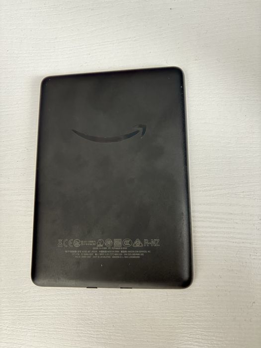 Kindle paperwhite 4 (10 generacja) + eleganckie etui ochronne