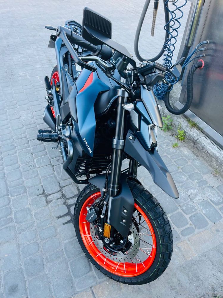 Мотоцикл ZONTES ZT200