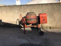 Alugo betoneira 150 lt