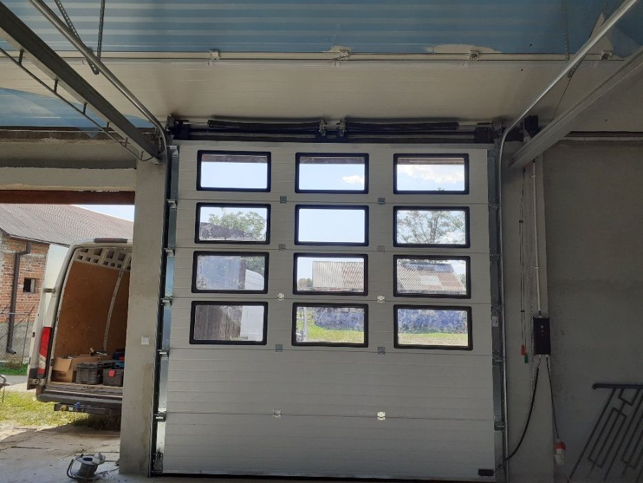 PRODUCENT brama segmentowa garażowa przemysłowa bramy garażowe KRAŚNIK