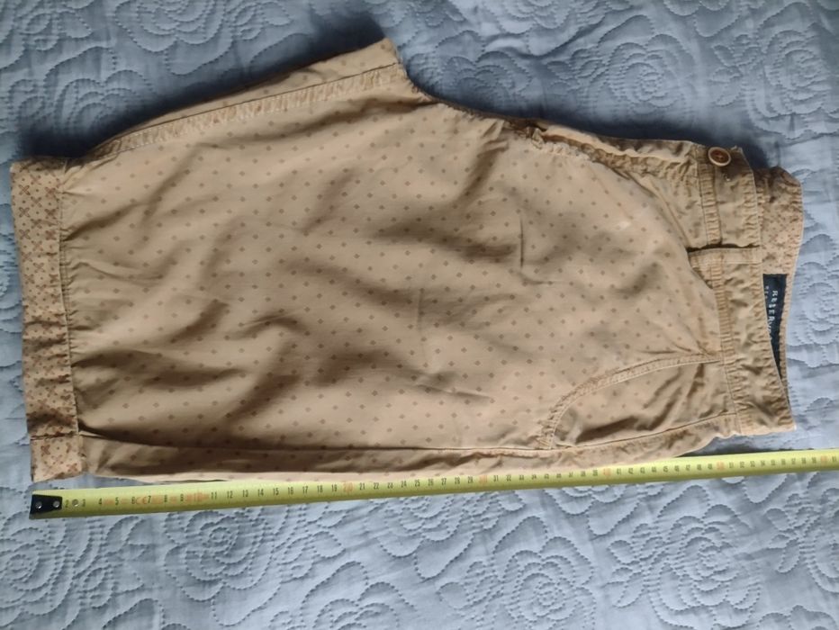 Bawełniane spodenki, szorty kamelowe, męskie 33, Reserved