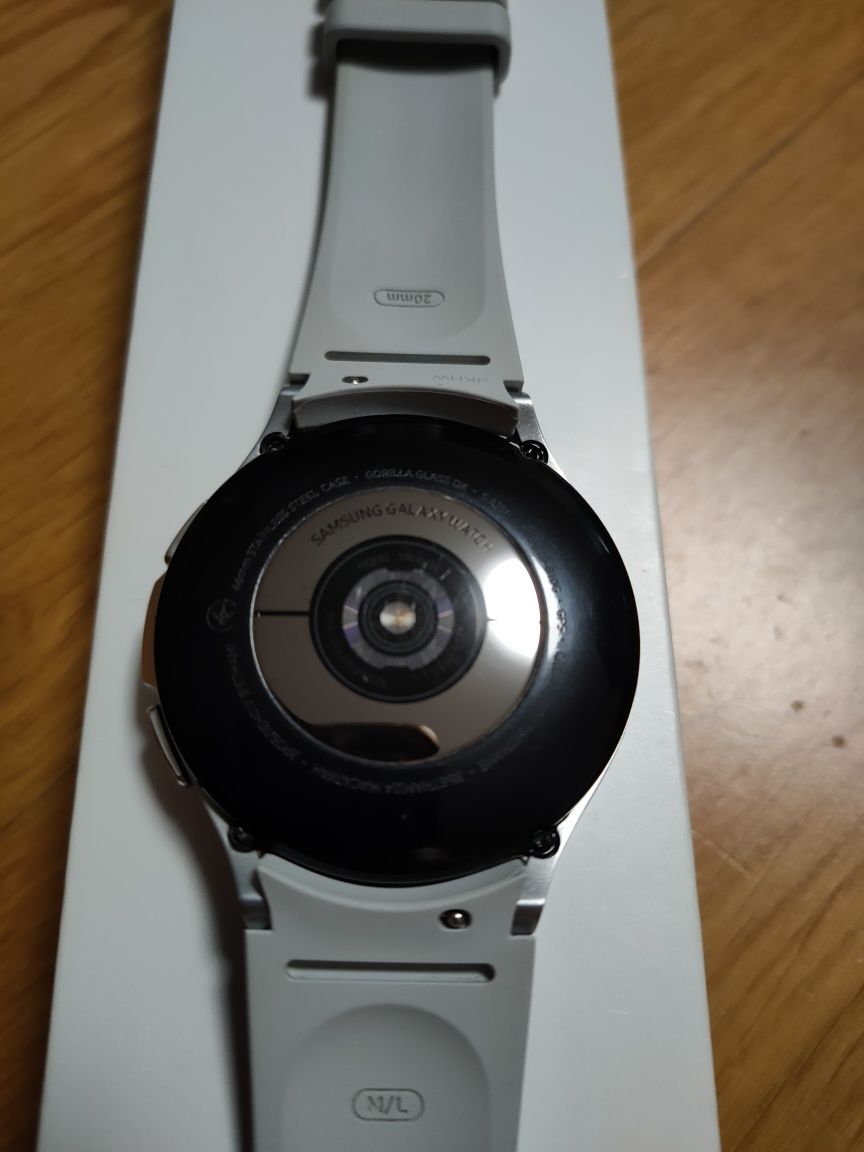 Samsung Galaxy Watch4 Classic Grey 46мм