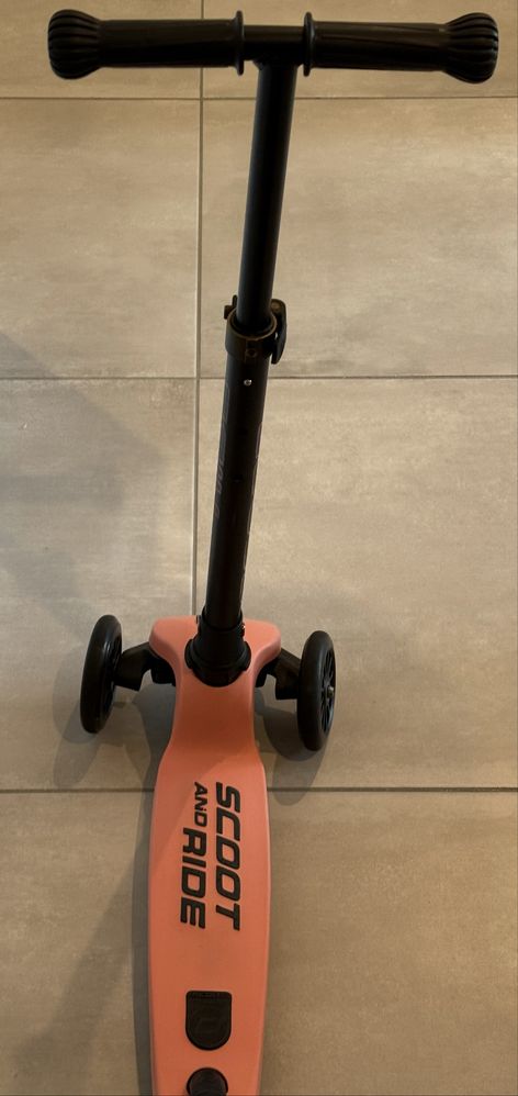SCOOTANDRIDE Highwaykick 3 LED Hulajnoga