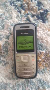 Kolejcjonerska Nokia 1200 bez klapki