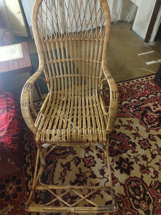 • Кресло качалка • продам по не надобности •