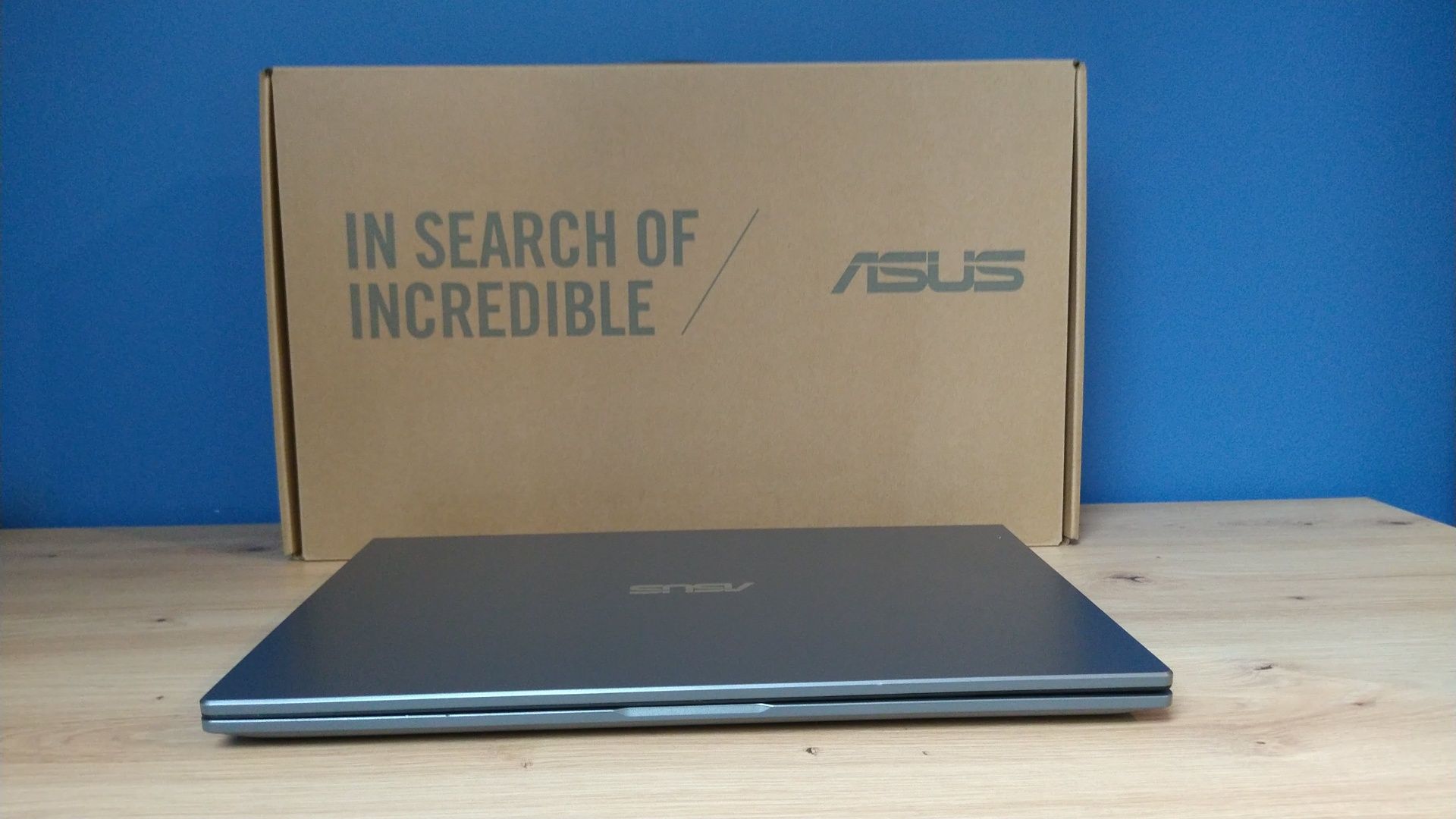 LAPTOP 15,6" ASUS Vivobook Ryzen 5 / 8Gb RAM / SSD-512Gb/ GW-2026 /W11
