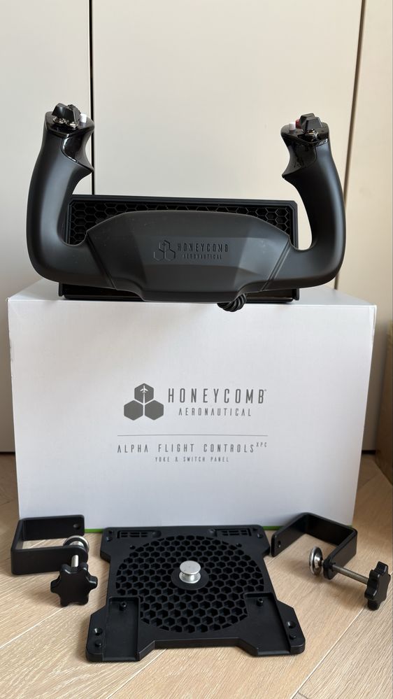 Wolant Honeycomb Alpha Flight Control