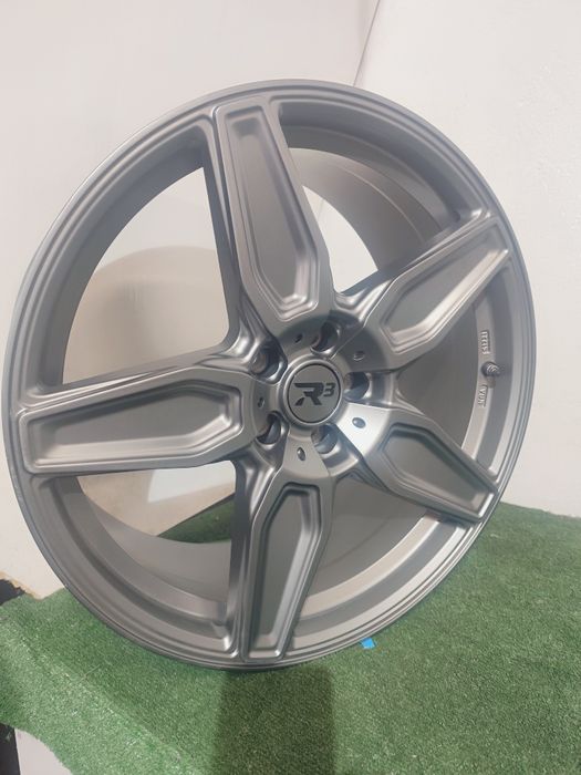 Felgi aluminiowe 5x114.3 et 35 20" 9J Mitsubishi Outlander Mazda Kia