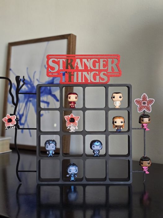 Expositor Stranger Things Funko POP Kinder JOY