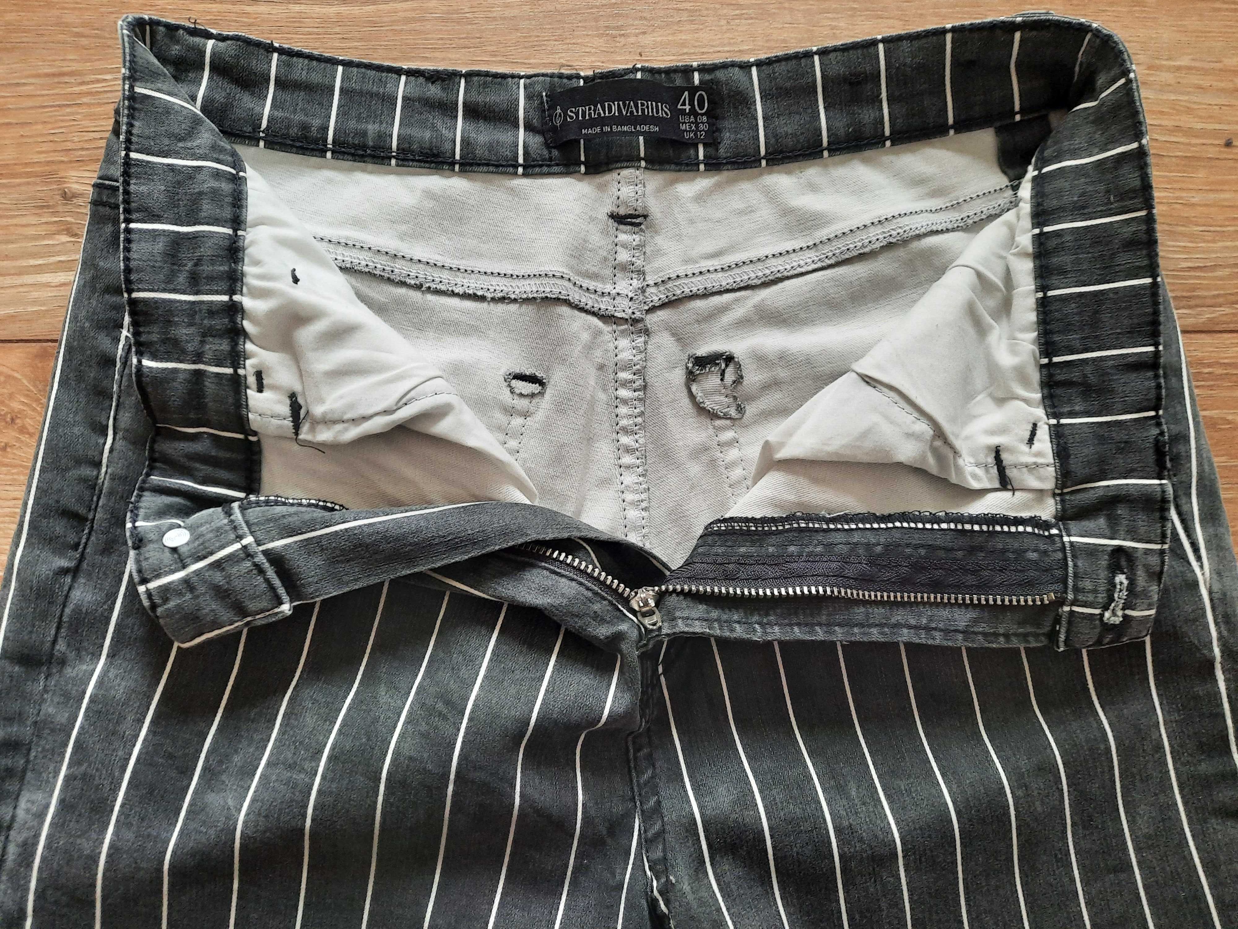 Spodnie Stradivarius rozmiar 40