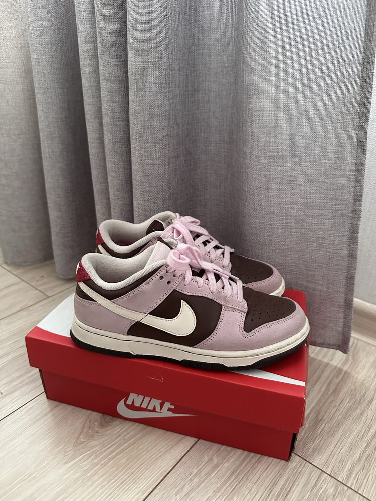 Nike Dunk Low Neapolitan 37.5