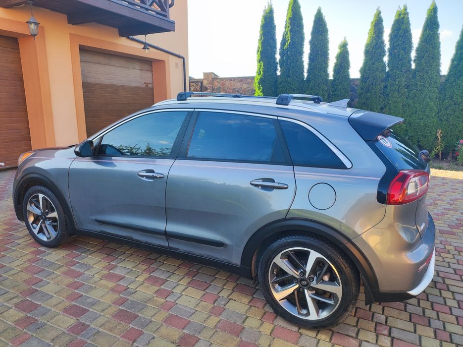 Продам авто Kia Niro 2017 р.в, 1,6 гібрид 149 тис.км., клімат.