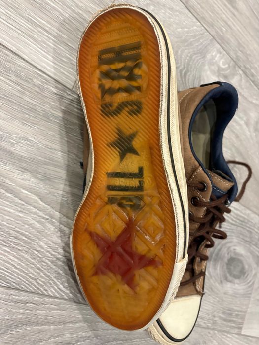 Tenis Converse Modela Jonh Varvatos pele castanha 7.5 (40.5)