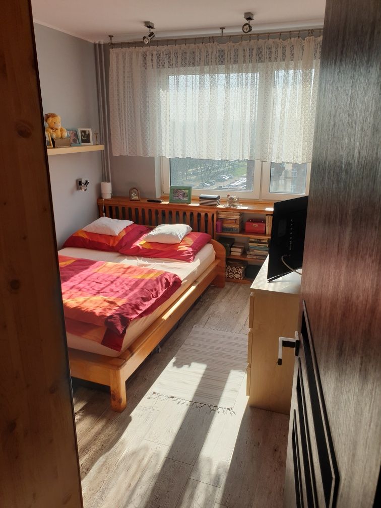 Pokój w 3 pokojowym luksusowym mieszkaniu