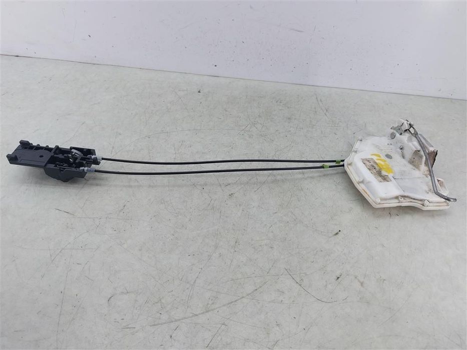 Zamek drzwi przód prawy Suzuki Splash 5 D R 2008- 2014 82202-51K50 7 PIN