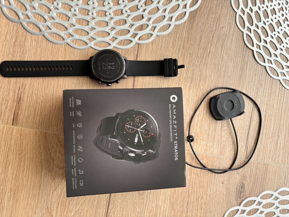 Smartwatch Amazefit Stratos