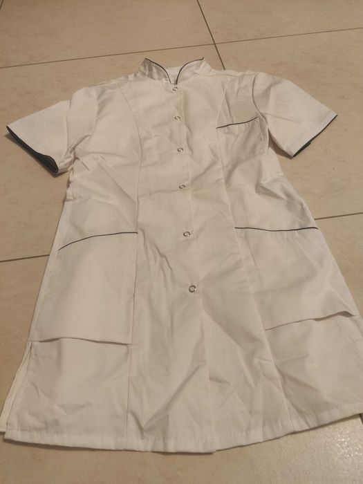 Fartuch medyczny damski