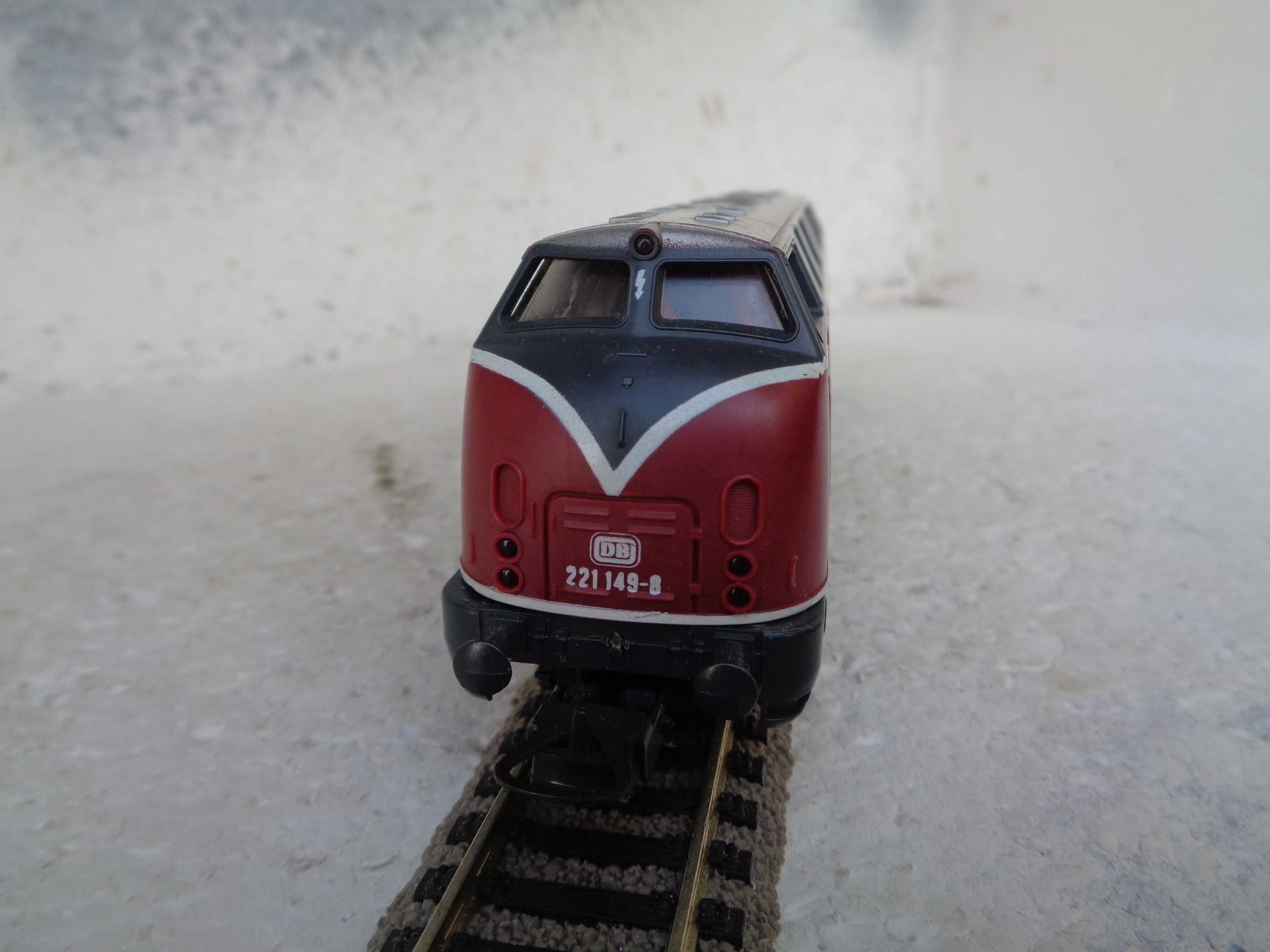 1:87 LIMA Locomotiva Diesel V 221 da DB comboio-