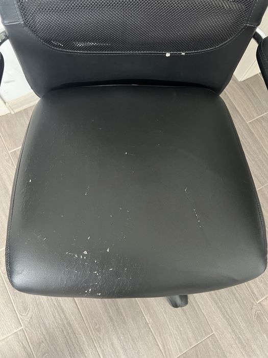 Офісне крісло EASY CHAIR