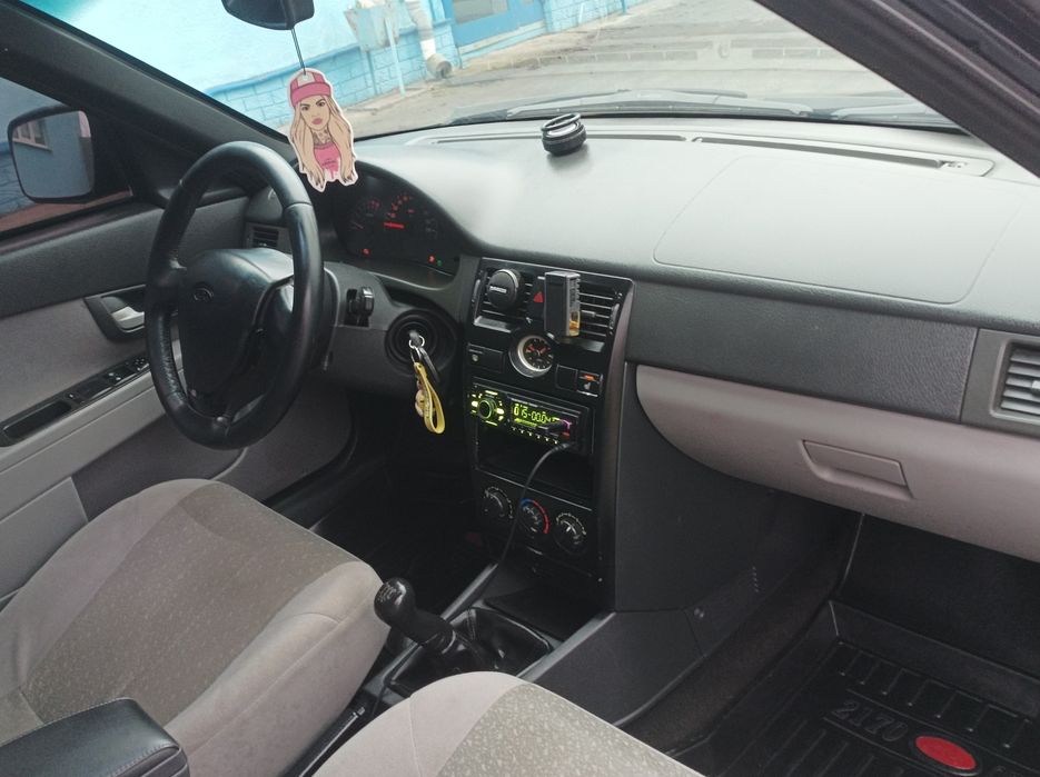Lada Priora хетчбек