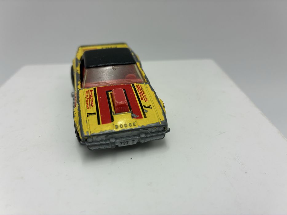 1976 Matchbox Superfast Dodge Challenger toyman