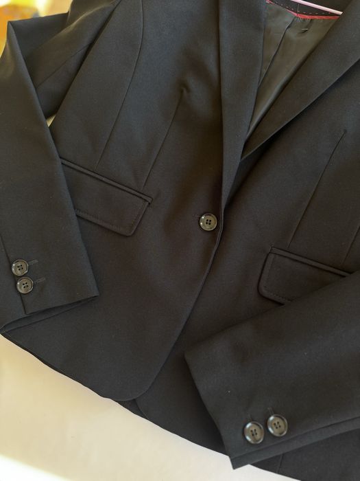 Блейзер новий класичний