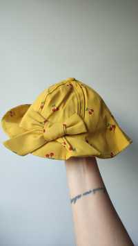 Bawełniany kapelusz na lato dla dziewczynki z kokardą w wisienki