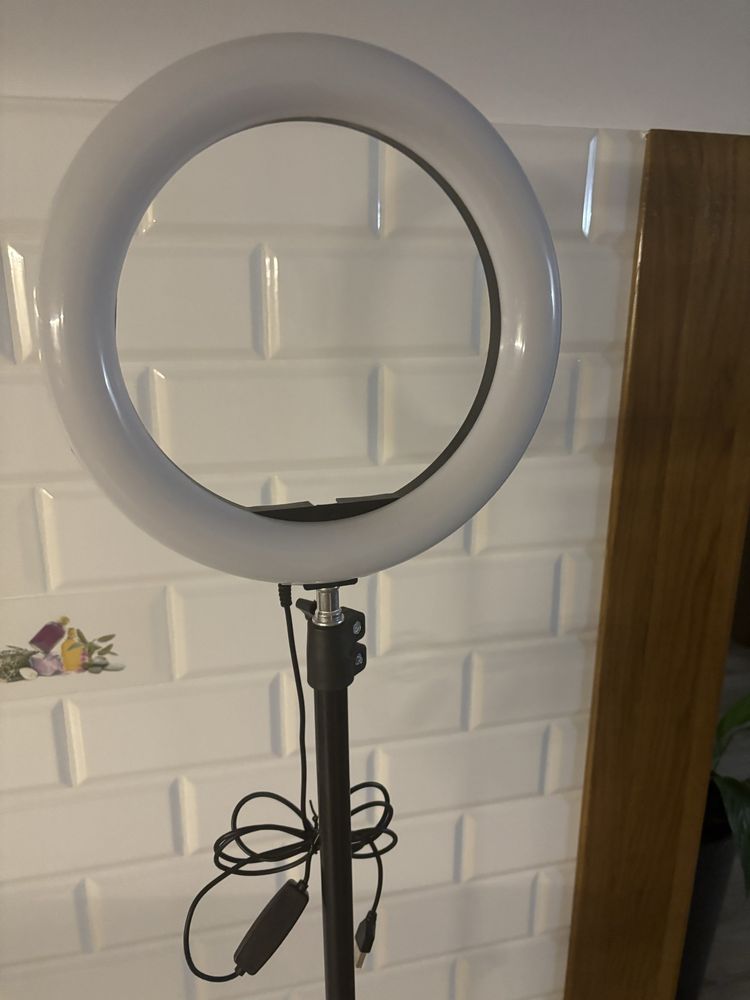 Lampa ring led nowa