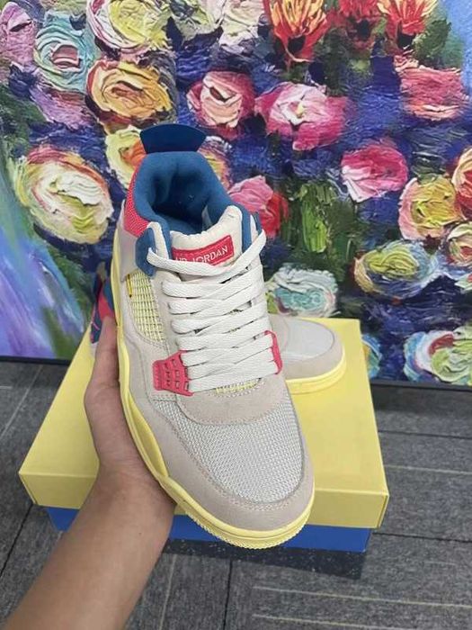 Buty meskie Mokasyny Jordan_4_Retro_Union_Guava_Ice R.41