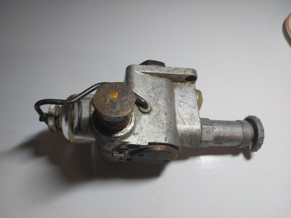 Помпа для подкачки топлива дизеля ифа