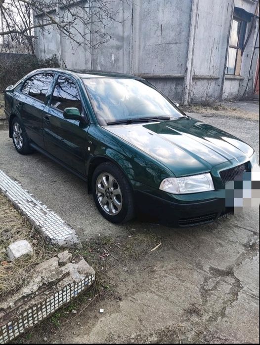 Шкода Октавия Тур 1.8 Турбо