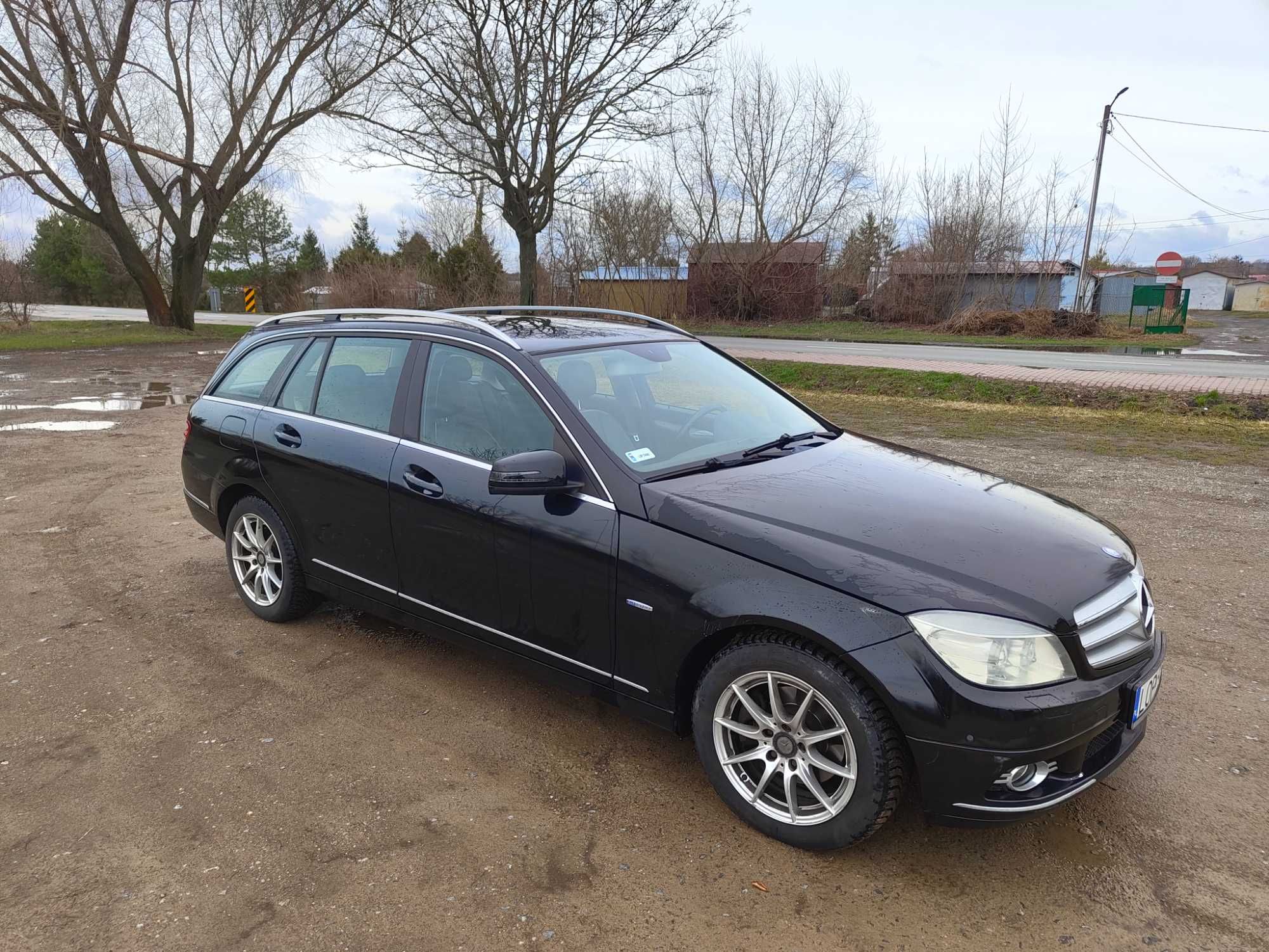 Mercedes-Benz 2010r W204  2,2 CDI 170KM