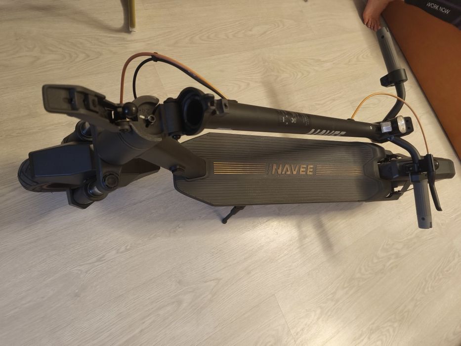 Trotinete NAVEE GT3 700W