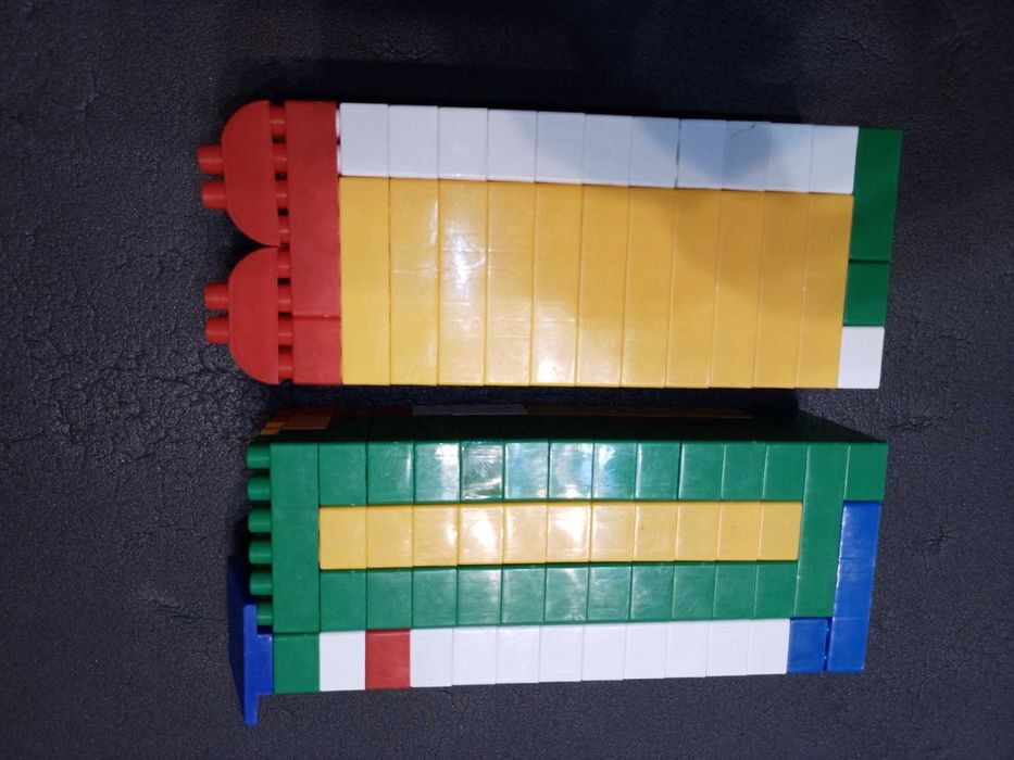 Набір великих пластикових конструкторів (аналог LEGO Duplo)