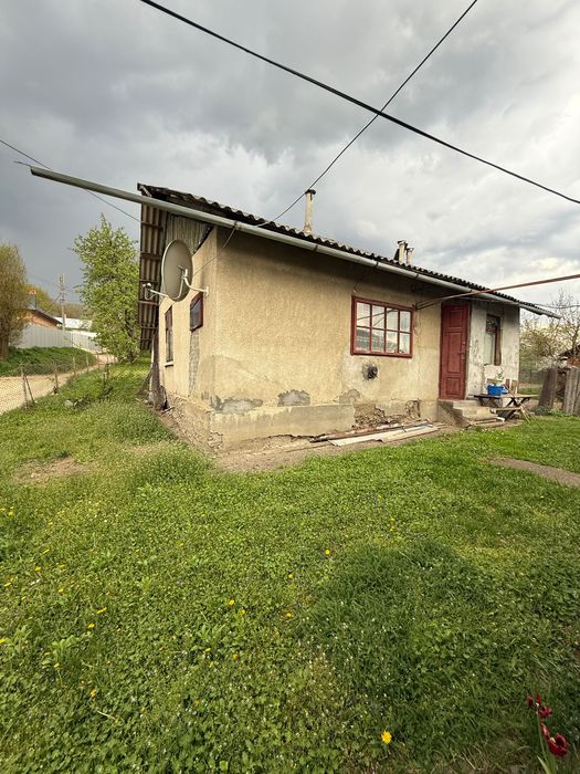 Продаж будинку + земельна ділянка в м. Снятині