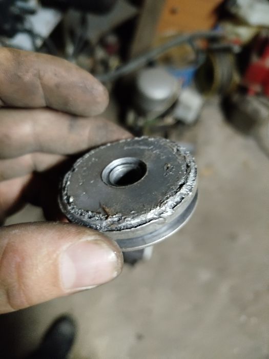 Gwoździarka pneumatyczna uszkodzona