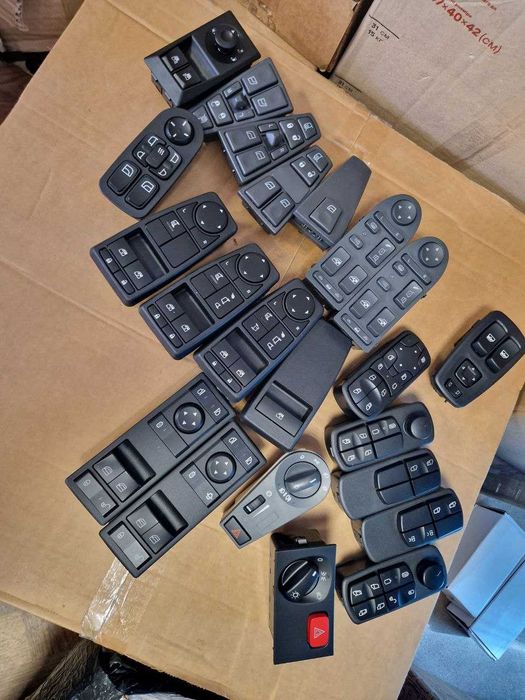 Блок управления стеклоподъемниками пульт дверей Volvo Man Daf MB RVI