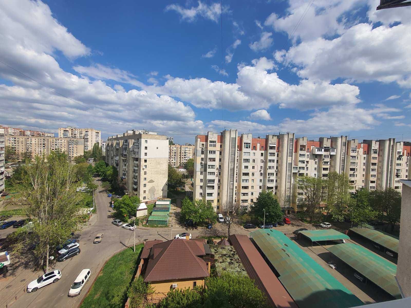Продажа 2-х комн. 80 м. на Таирова . Костанди ЖК" Вернисаж".Программы!