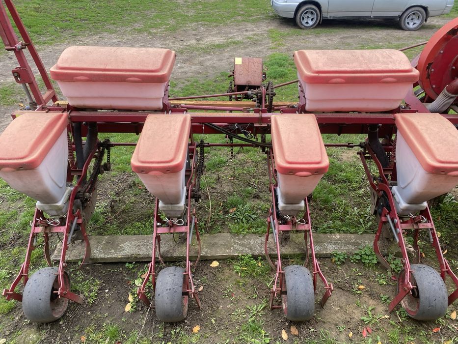 Сівалка точного висіву Супн -8