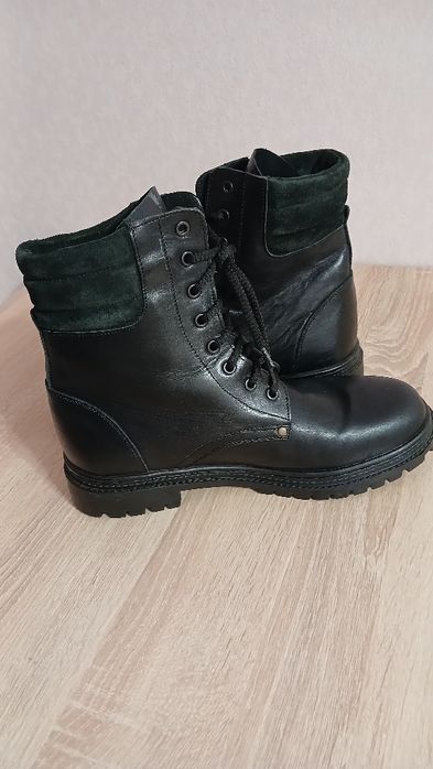 Ботинки чоловічі 43 р, на хутрі зимові