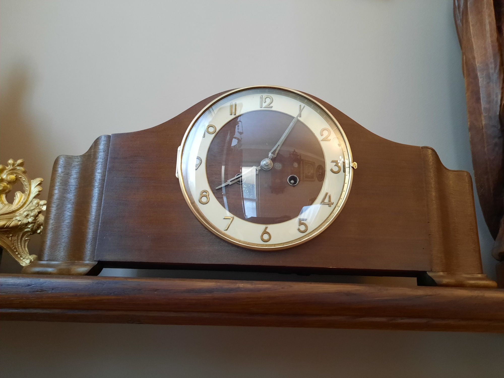 Stary zegar  W34