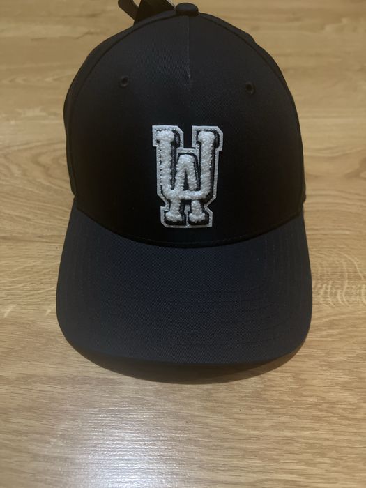 Кепка under armour