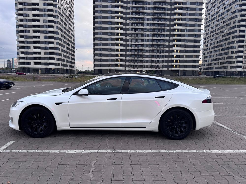 2018 Tesla model S 75D