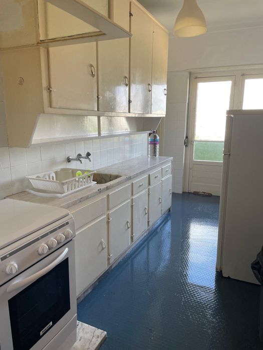 Quarto Casal Benfica sem caução c Varanda