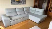 Sofá verde com chaise