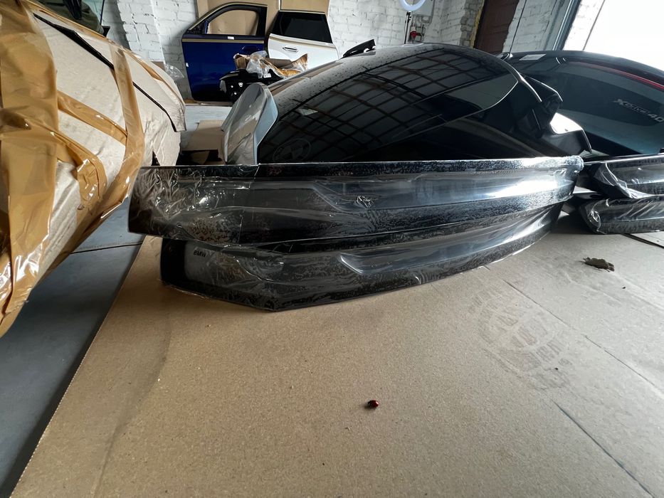 Стопи bmw ix оригінал Європа