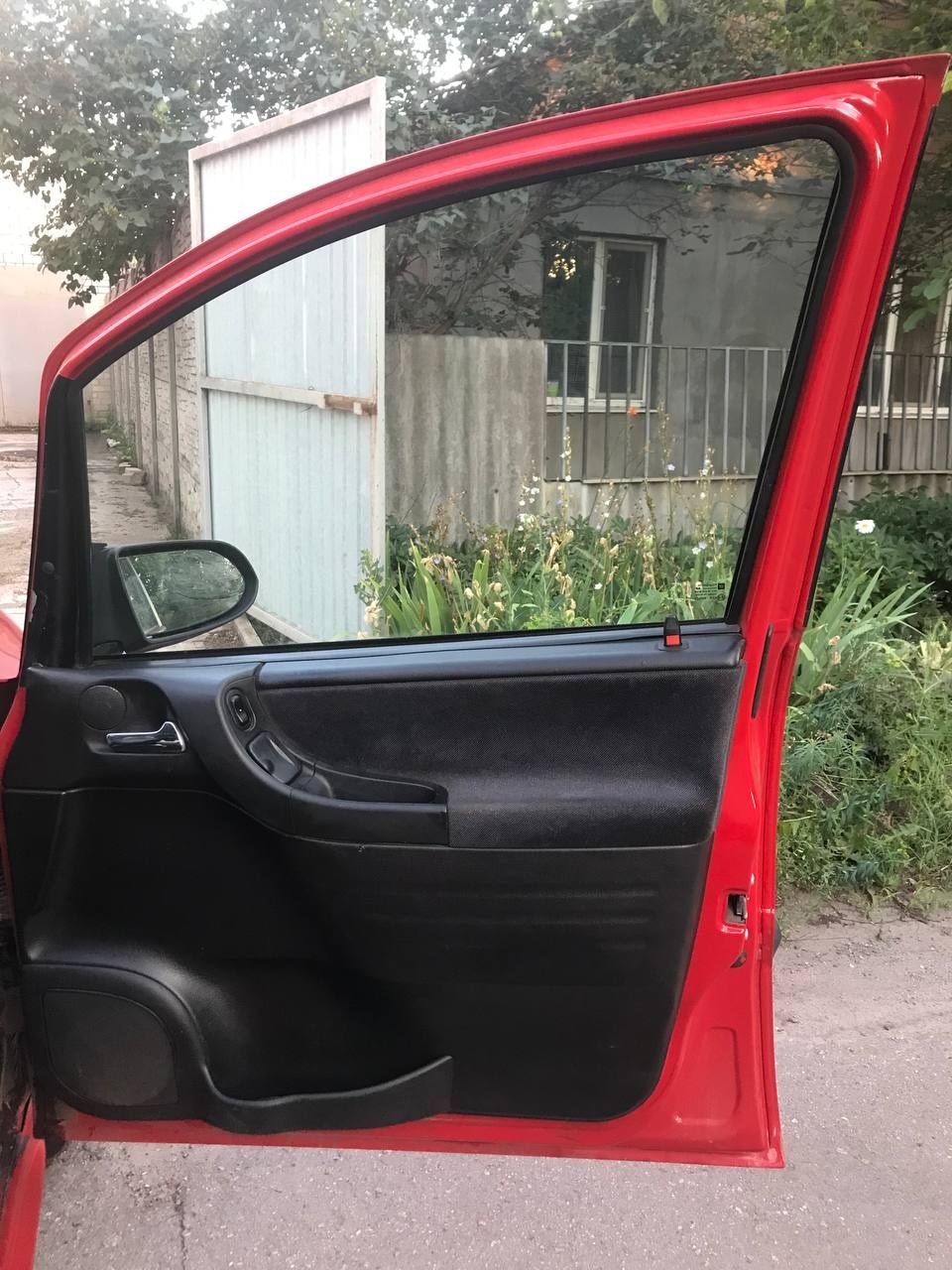 Продам Опель зефира